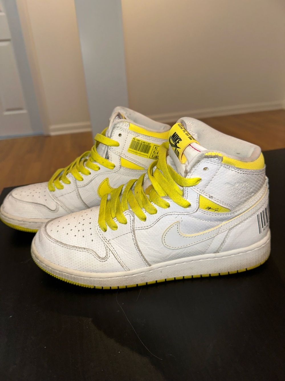 Jordan 1 Retro High First Class Flight